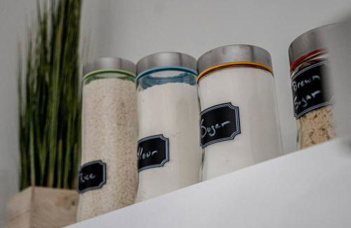 Vineyard Cottage-Pet Friendly & Walk to Oaklawn! - Foto 19