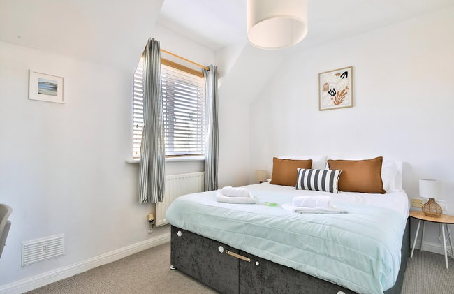 2 Bed House Near Beach with Free Parking - Foto 55