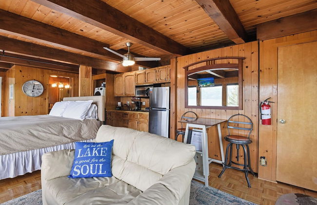 Stunning Views at Stargazer Lakefront Studio! - Foto 6