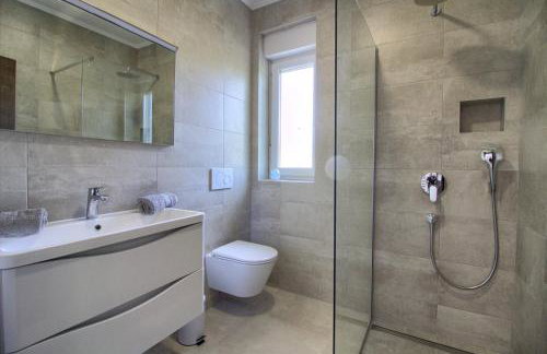 Modern villa Nerina with private pool near Pula - Foto 34