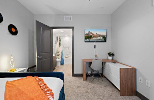 Skyline Views & PoolMins to Vanderbilt - Foto 14