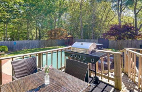 3 BR 2 BA Modern home with private hot tub, fire pit and lake view, Dogs ok! - Foto 16