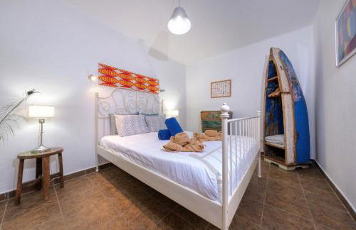 Casa Hibiscus - Shared Pool and BBQ - Close to Seafront Promenade By Lanzarote Vacation Homes - Foto 10