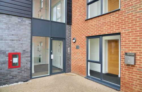 Luxury 2 Bed Apartment with Parking near London - Foto 47