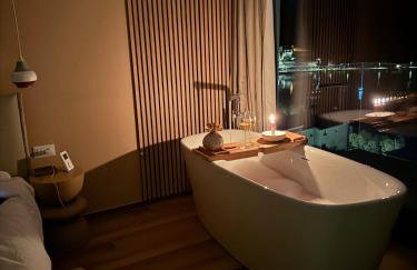 Luxury Sea View Penthouse "Marina Living" Pool, Adria, Split Region - Photo 52