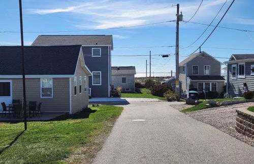 Beach Side Cottage in Narragansett - Photo 14