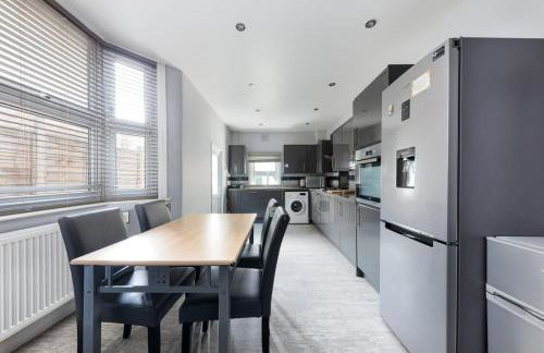 Cozy 4 bedroom home in Hackney, London - Foto 2