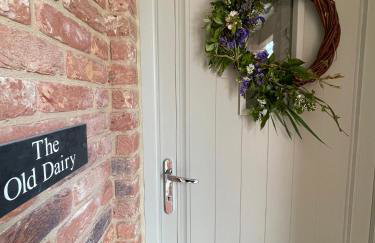 Briary Cottages at Iletts Farm - Photo 6