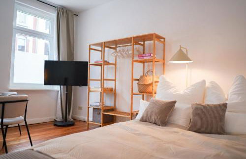 AHOI HOMES - Stilvoller Altbau im Herzen Kiels - Foto 19