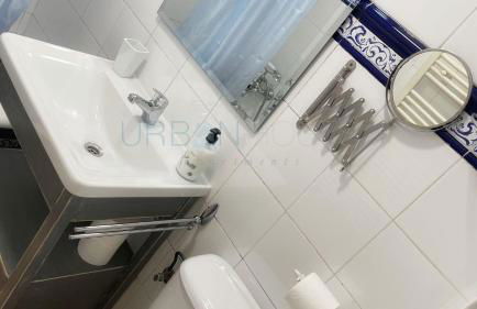 Vivienda turistica con encanto centrico, wifi y patio - Foto 3