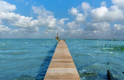 Waterfront Pool Hot Tub Private Pier Guest Bungalow - Foto 32