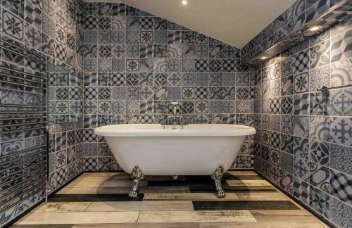 Elderberry Hall The Ultimate Family Reunion HQ - Foto 29