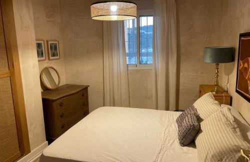 Maravilloso apartamento en primera línea de playa. - Foto 12