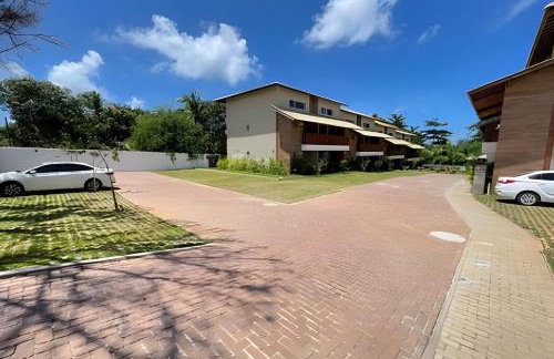 Imóvel Novo, 4 Quartos, Ar Condicionado em todos ambientes - Cond. Fechado - Guarajuba-BA - Foto 32