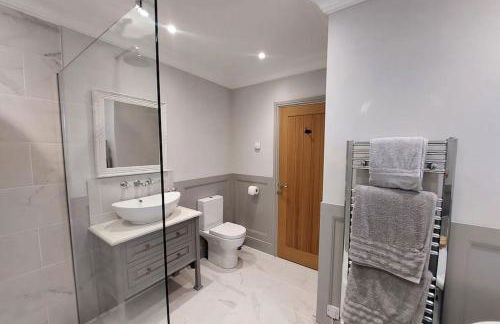 Luxury Victorian Hayloft barn self contained - Photo 8