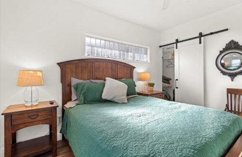 NEW Beautiful BOHO Home by Beach, Downtown + Shops - Foto 6