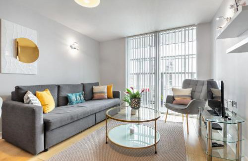 Stunning Apartment with Underground parking! - Foto 2