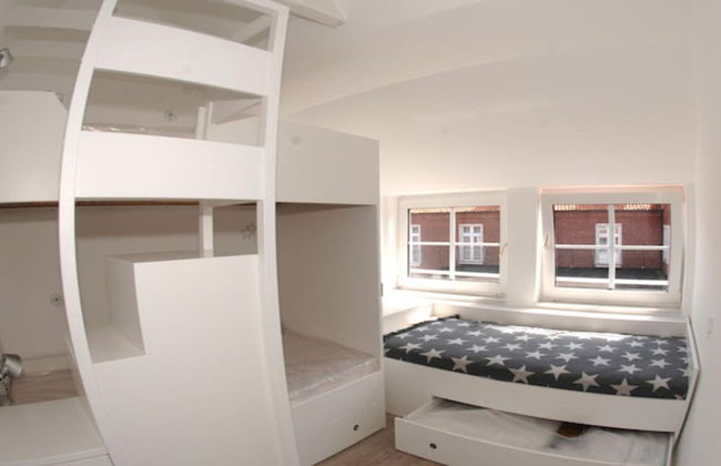 House Flora, Golden Knoepke - Foto 5