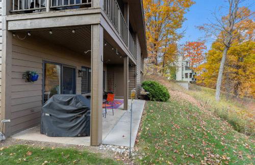 Scenic AGaMing Escape Torch Lake Views and Golf - Foto 13