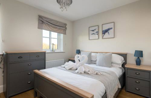 Modern 4-Bed Family Home with 5 Beds & Parking - Foto 21