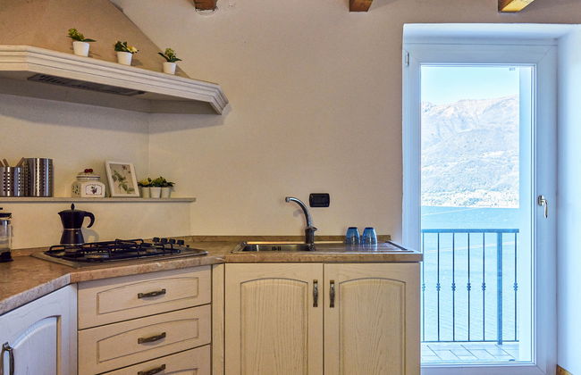 Apartment in Bellano with garden and terrace - Photo 8