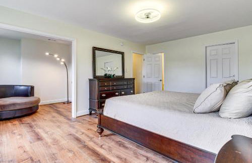 Walk to Dtwn and Campus! Spacious Hampton Home - Foto 16