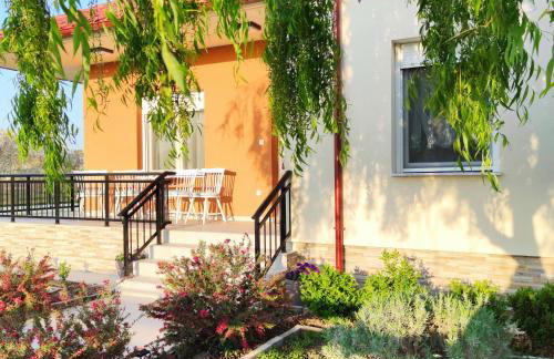 Willow Home - Photo 3