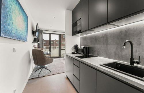 HH 04 by ROCKCHAIR - SUPERHOST Status - Modernes Apartment mit sonnigem Balkon & premium Boxspringbetten in Winterhude - Hamburg Top Geheimtipp - Foto 58