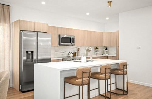 Gated Resort, 2 Homes, 9BR Ensuites, Slps27, Pool - Photo 24