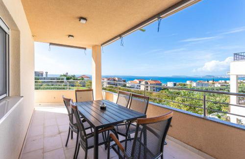 Villa Ana perfect for families with kids and groups,House with heated Pool - Photo 44