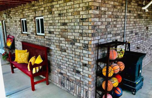 Enjoy The Outback+ Indoor Hot tub+Games+Puzzles+Tennis Court - Foto 10