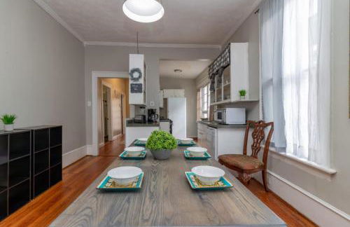 The Sunny Southern Manse Front Walk Downtown - Foto 26