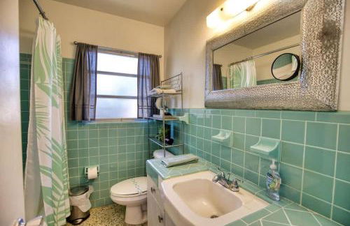 Retro-Inspired Stay BBQ Patio Close to Downtown - Foto 20