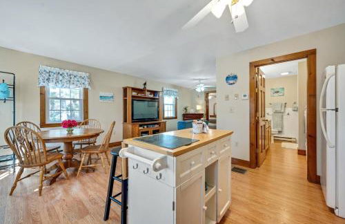 Cozy Bungalow Just Minutes from Mystic, Westerly Beaches, Boating and Casinos! bungalow - Foto 44