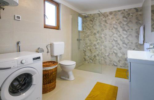 House Angela with private pool, private parking, wi-fi and fully fenced garden - WiiBuk - Foto 18