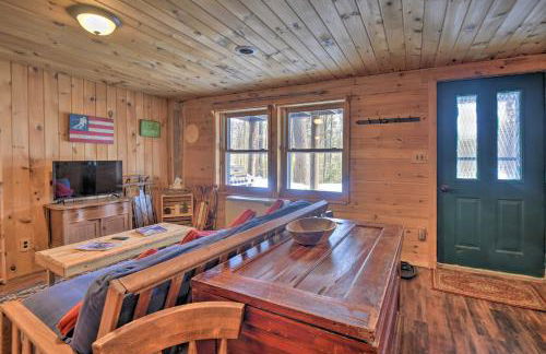 Rustic Madison Treehouse Cabin with Game Room! - Foto 8