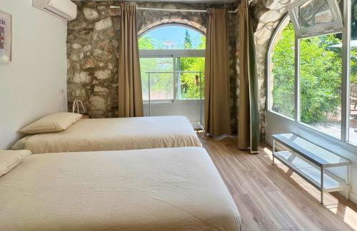 Newly renovated guest apartment at villa with great location! - Photo 10