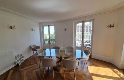 Face château St Germain en Laye, appartement 4 à 6 personnes, 23 min de Paris Champs-Elysées - Foto 16