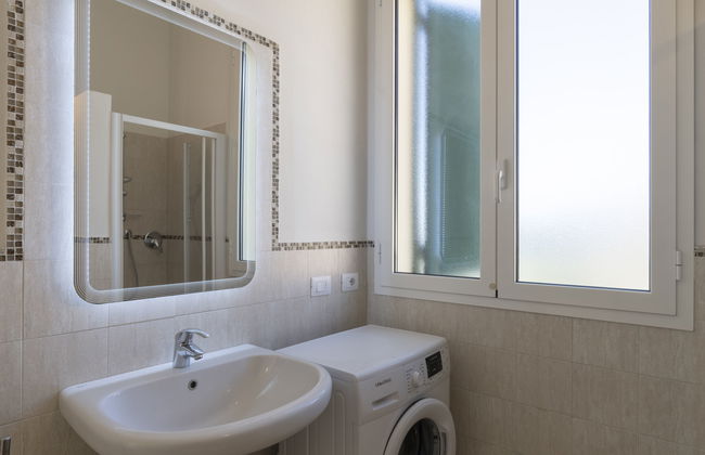 1 bedroom Apartment in San Bartolomeo al Mare with garden and terrace - Photo 14