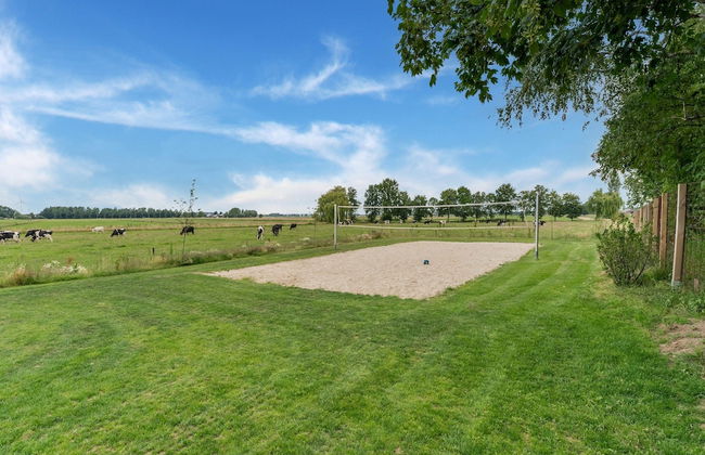 Farmhouse in the Achterhoek With hot tub and Beach Volleyball - Photo 36