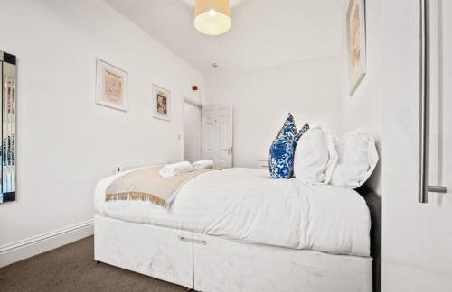 Huge Duplex in Great Location - Foto 24