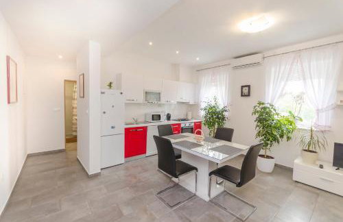 Apartment Luka - Foto 6