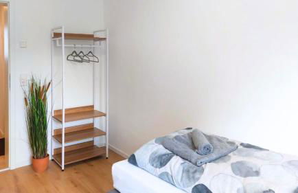 Ferienwohnung 3-4P l 2 SZ I Bad l Balkon l Bergblick l fußläufig zu Zeiss, Hensoldt - Foto 1