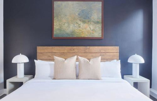 Bright FIDI 1 Bedroom Centrally Located - Photo 4
