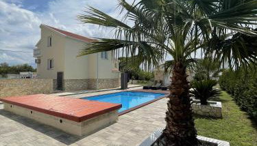 Villa Smokva - Foto 5, Garden, sunbed, Garden view