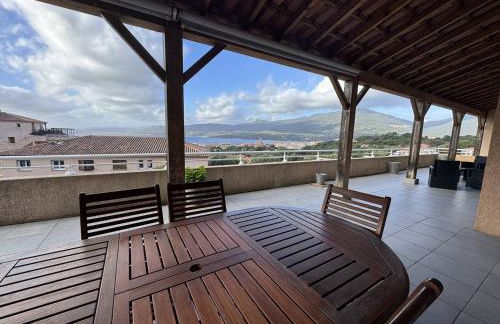 Appartement avec vue imprenable sur la mer, terrasse et piscine - Foto 18