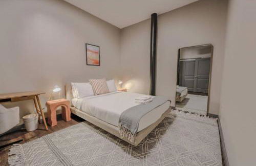 Chic Modern 2 bed Apartment with Exposed Brick - Foto 7