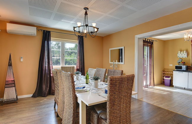 Detached Villa With Swimming Pool in the East of Istria Near the Sea - Foto 24