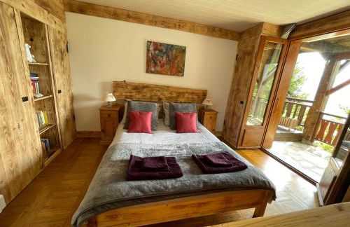 Chalet Le Doux Si, Large Self-Contained Apartment, 2km from Doucy-Combelouvière and close to Valmorel - Foto 11