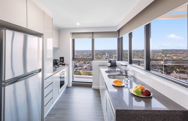 Meriton Suites Church Street, Parramatta - Photo 26